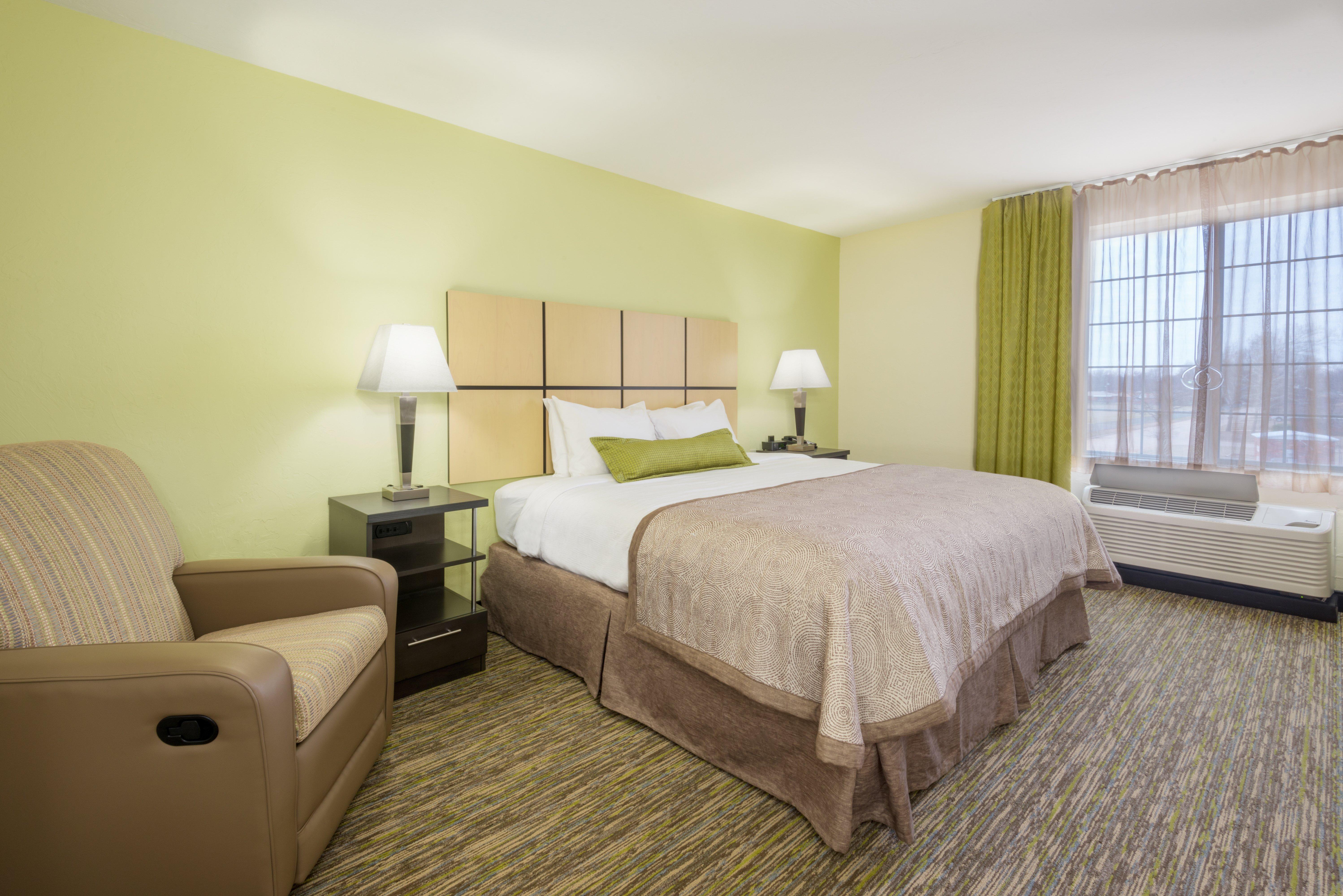 Candlewood Suites Del City By Ihg Exterior photo